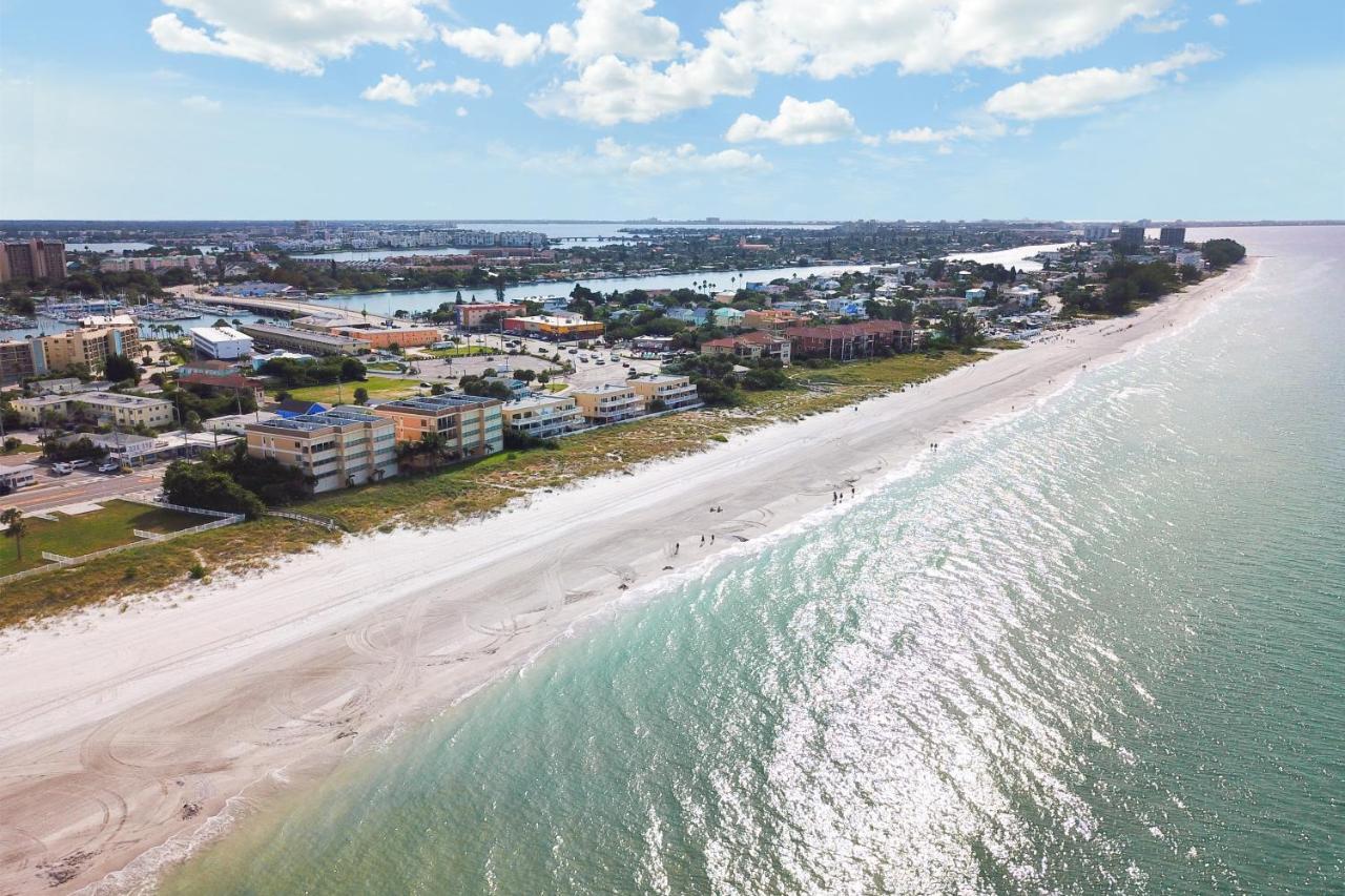 Sea Breezy - Unit 2 Villa St. Pete Beach Exterior photo